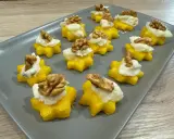 Stelline di polenta con formaggio e noci: antipasti sfiziosi per stupire.
